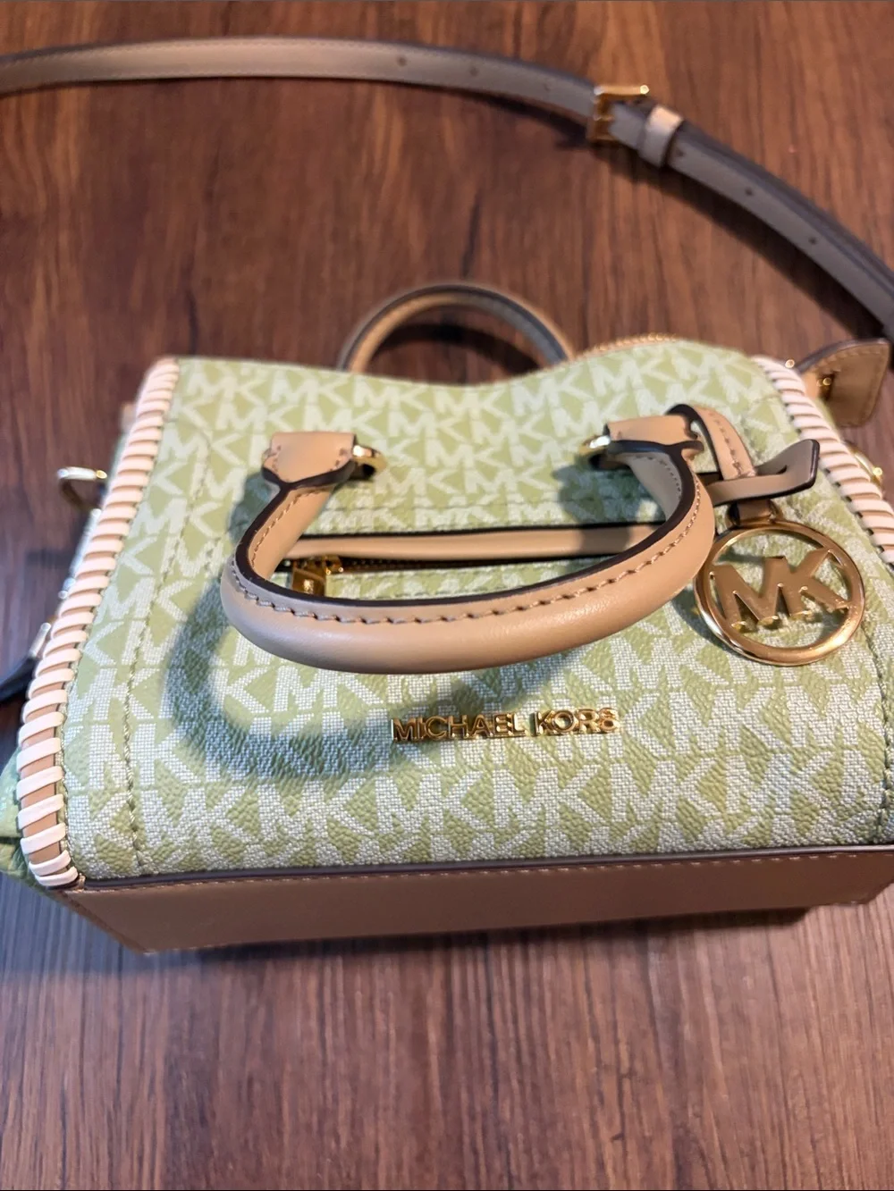 Michael Kors stylish michael